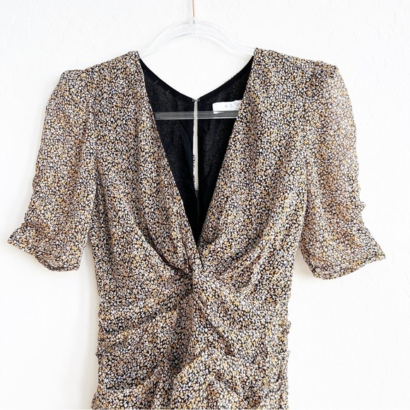 ASTR The Label Women’s Shirred Bottom Mini Dress Ruffles Deep-V Floral Small - Picture 3 of 9